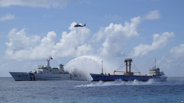 ASEAN né tránh tranh chấp Biển Đông, tăng cường hợp tác kinh tế với Trung Cộng