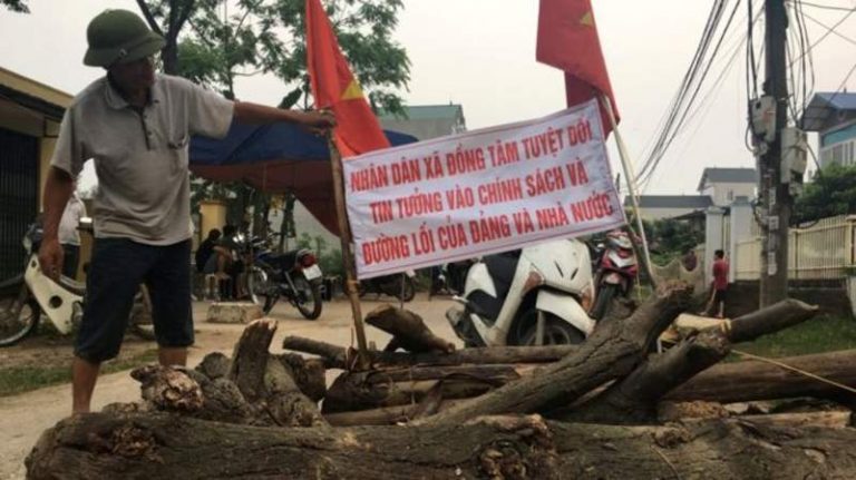 Nhà ngoại giao Mỹ khuyên Việt Nam cho nông dân hưởng lợi từ bán quyền sử dụng đất