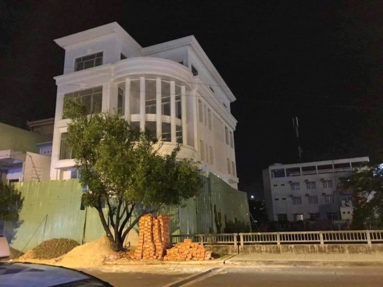 HUỲNH TẤN VIỆT- ÔNG VUA HIỆN ĐẠI CỦA PHÚ YÊN! HUỲNH TẤN VIỆT- ÔNG VUA HIỆN ĐẠI CỦA PHÚ YÊN!