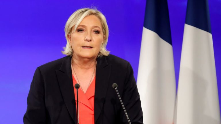 Marine Le Pen bị cáo buộc sử dụng sai ngân quỹ EU