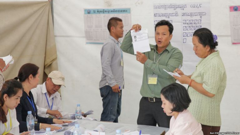 Bầu cử ở Campuchia là thử thách với ông Hunsen Bầu cử ở Campuchia là thử thách với ông Hunsen