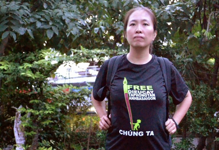 Mẹ Nấm sẽ không nhận tội trước tòa, cáo trạng “chung chung” Mẹ Nấm sẽ không nhận tội trước tòa, cáo trạng “chung chung”