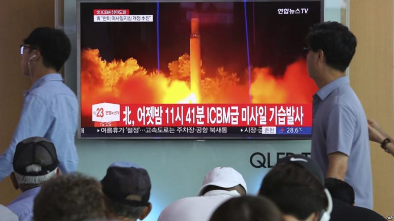 Bắc Hàn thử tên lửa để “cảnh báo nghiêm khắc” Mỹ