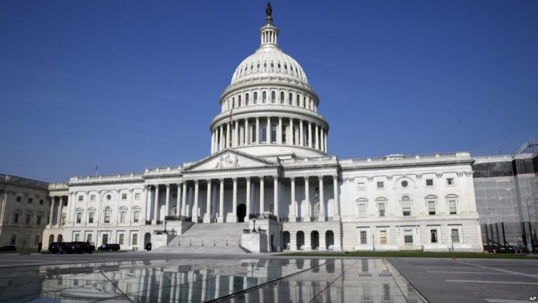 Các lãnh đạo QH Mỹ đạt thỏa thuận về trừng phạt Nga