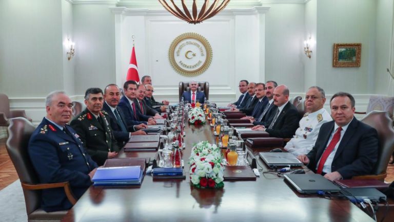 Thổ Nhĩ Kỳ thay thế hàng loạt các tư lệnh quân đội