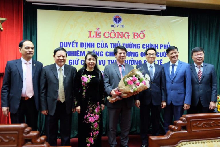 Cục độc dược: Nhập chất độc thật / thuốc trị bệnh giả Cục độc dược: Nhập chất độc thật / thuốc trị bệnh giả