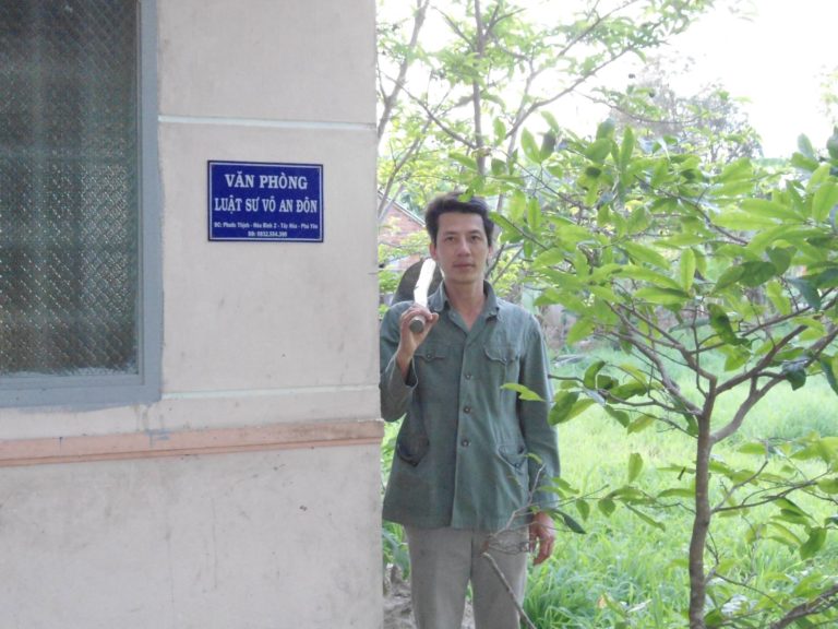 Cứ sống và làm việc theo lương tâm và lý tưởng mách bảo!