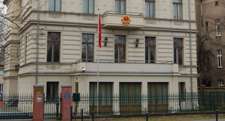 Tình nghi bắt cóc ở Berlin: Từ Tiergarten về đến Việt Nam Tình nghi bắt cóc ở Berlin: Từ Tiergarten về đến Việt Nam