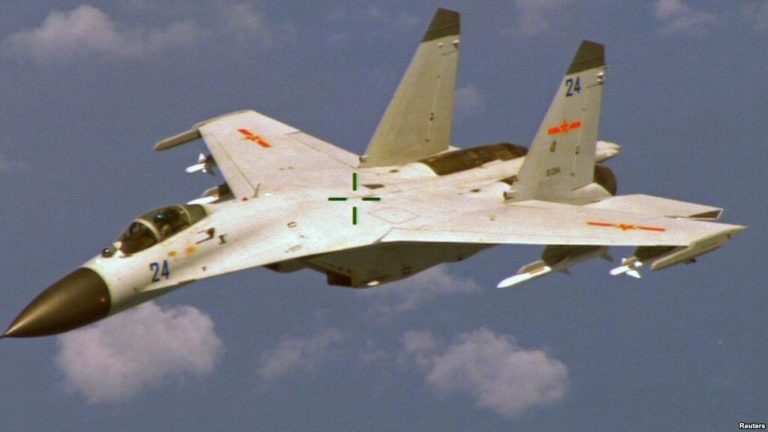 Máy bay Trung Quốc vần vũ gần không phận Đài Loan