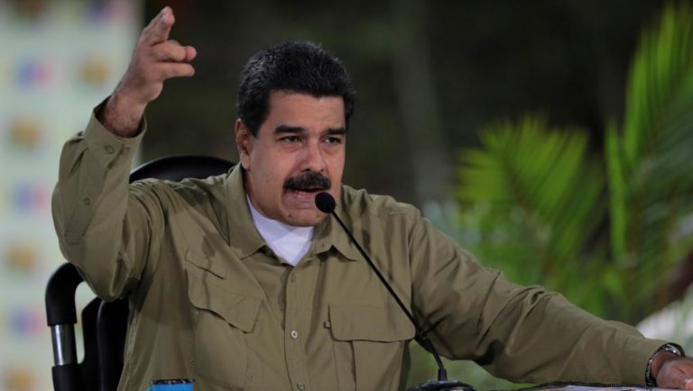 Tổng thống Venezuela quy trách nhiệm cho phe đối lập về vụ « tấn công khủng bố » Tổng thống Venezuela quy trách nhiệm cho phe đối lập về vụ « tấn công khủng bố »