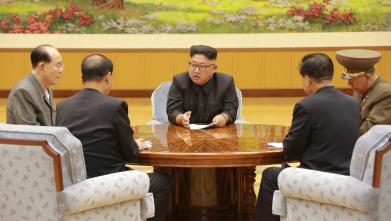 Thử bom nguyên tử : Kim Jong Un “vỗ mặt” Tập Cận Bình ? Thử bom nguyên tử : Kim Jong Un “vỗ mặt” Tập Cận Bình ?
