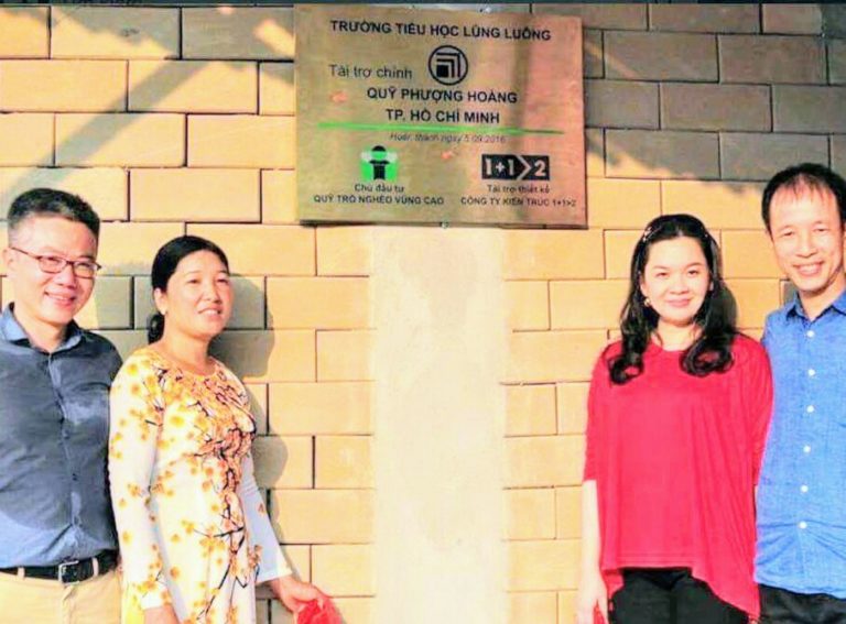 Lũng Luông, “Mèo trắng, mèo đen” Lũng Luông, “Mèo trắng, mèo đen”