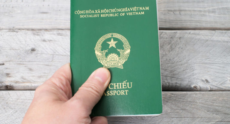 Việt Nam “vỡ mộng” về tấm Hộ chiếu quyền lực