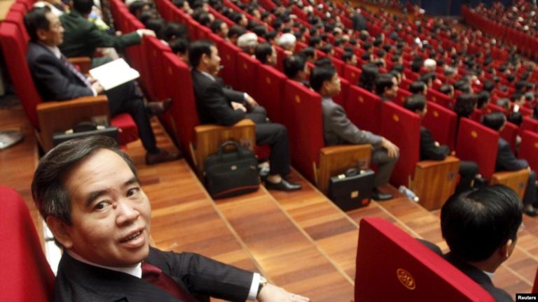 Số phận của Bình có khác Thăng?