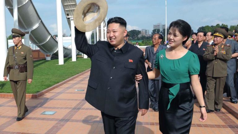 Bom hạt nhân và kinh tế : Hai ưu tiên của Kim Jong Un