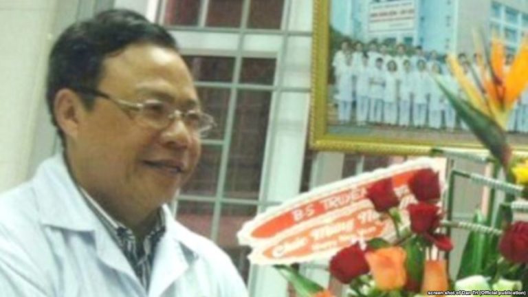 Khi nỗi sợ quyền lực đã trở thành thói quen Khi nỗi sợ quyền lực đã trở thành thói quen
