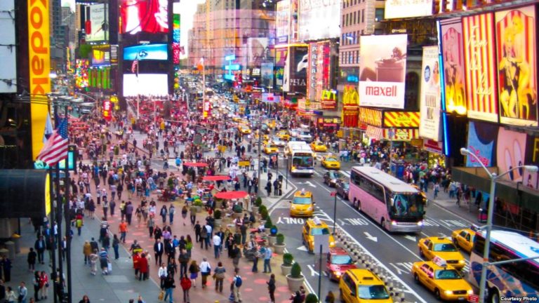 Bộ Tư pháp Mỹ truy tố 3 người đàn ông âm mưu tấn công New York