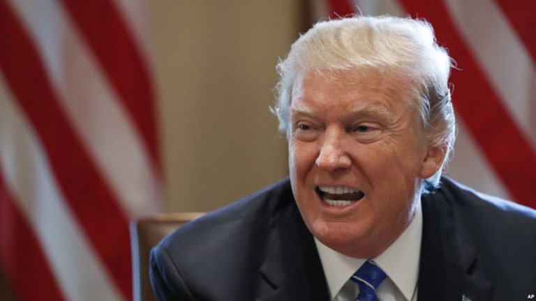 Ông Trump sẽ thu hồi thỏa thuận với Iran Ông Trump sẽ thu hồi thỏa thuận với Iran