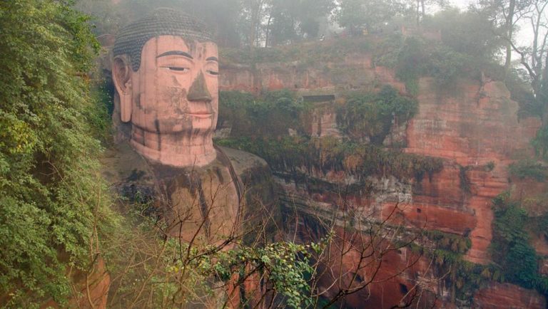 Trung Quốc: Cán bộ Đảng phải tránh xa tôn giáo và mê tín dị đoan