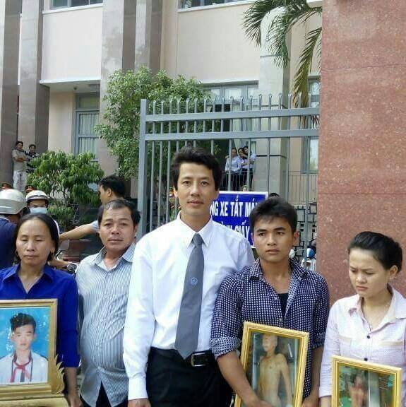 Xóa tên luật sư Võ An Đôn khỏi Đoàn Luật sư Phú Yên Xóa tên luật sư Võ An Đôn khỏi Đoàn Luật sư Phú Yên
