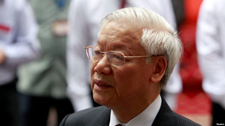 ‘Chạy nhất thể hóa’ và cận cảnh ‘nội chiến’ ‘Chạy nhất thể hóa’ và cận cảnh ‘nội chiến’