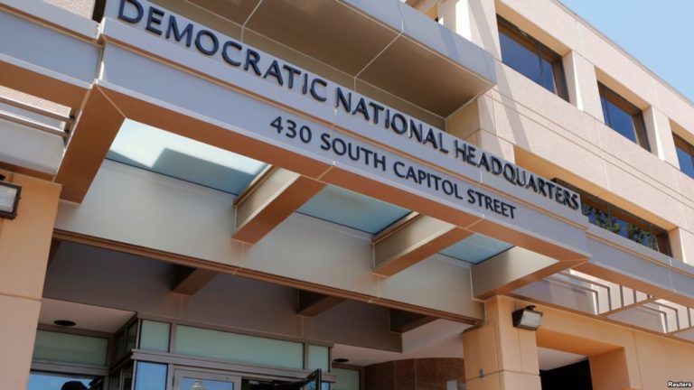 WSJ: Mỹ định danh 6 quan chức Nga tấn công tin tặc DNC WSJ: Mỹ định danh 6 quan chức Nga tấn công tin tặc DNC