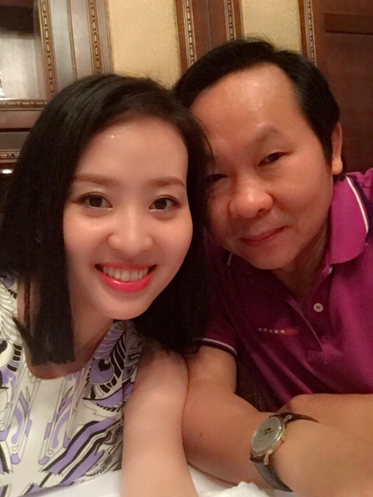 Chấn động: Phát hiện Phó chủ nhiệm VP Quốc hội Thân Đức Nam có bồ nhí và con riêng! Chấn động: Phát hiện Phó chủ nhiệm VP Quốc hội Thân Đức Nam có bồ nhí và con riêng!