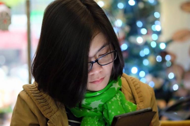 Nhà hoạt động trẻ Đinh Thảo: “Tôi muốn tìm một phiên bản khác của mình” Nhà hoạt động trẻ Đinh Thảo: “Tôi muốn tìm một phiên bản khác của mình”