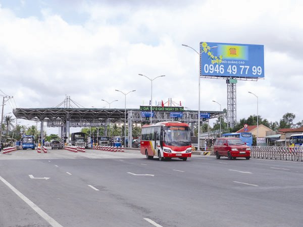 Ứng xử với công sản quốc lộ Ứng xử với công sản quốc lộ