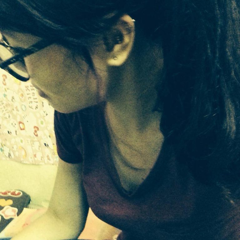 Tự do tư tưởng không có tội. Nhưng rời xa bạn bè vì quan điểm chính trị khác nhau là điều vô cùng đáng trách.