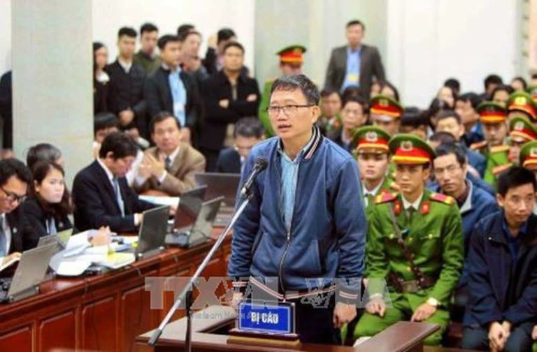 Những ‘chỉ dấu’ lạ tại phiên tòa Đinh La Thăng Những ‘chỉ dấu’ lạ tại phiên tòa Đinh La Thăng