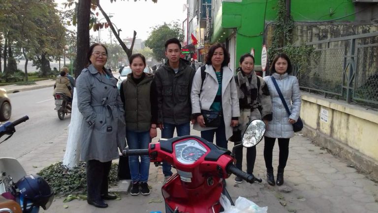 Tôi đã ra HN thăm gởi quà và gặp mặt chồng Tôi đã ra HN thăm gởi quà và gặp mặt chồng
