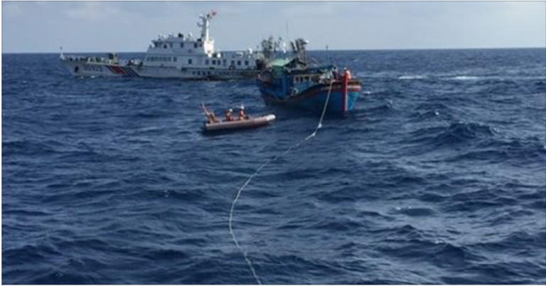 Mạng sống ngư dân và chủ quyền Việt Nam