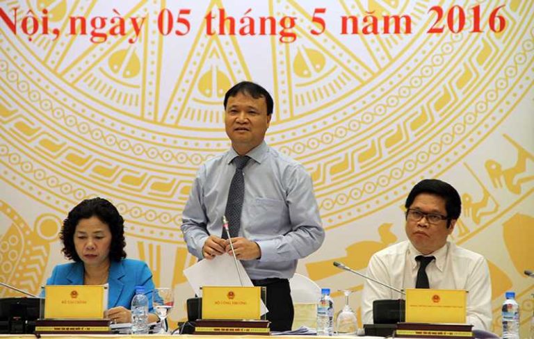 Thứ trưởng Bộ Công thương Đỗ Thắng Hải và quyết tâm “kéo nước mình về thời bao cấp” Thứ trưởng Bộ Công thương Đỗ Thắng Hải và quyết tâm “kéo nước mình về thời bao cấp”