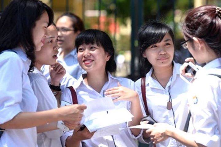 HÃY TRẢ LẠI TỰ DO CHO THƠ VĂN HÃY TRẢ LẠI TỰ DO CHO THƠ VĂN