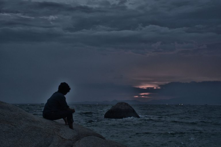 ĐÊM KHÔNG NGỦ ĐÊM KHÔNG NGỦ