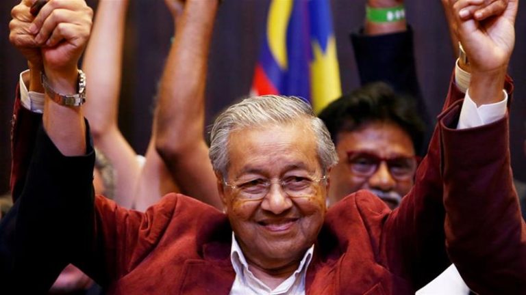 Thủ tướng Mahathir Mohamad là “khắc tinh” của đại dự án Vành đai và Con đường Thủ tướng Mahathir Mohamad là “khắc tinh” của đại dự án Vành đai và Con đường