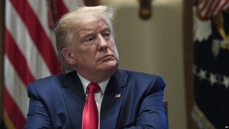 Liệu ông Trump sẽ ký luật bảo vệ nhân quyền Hong Kong?