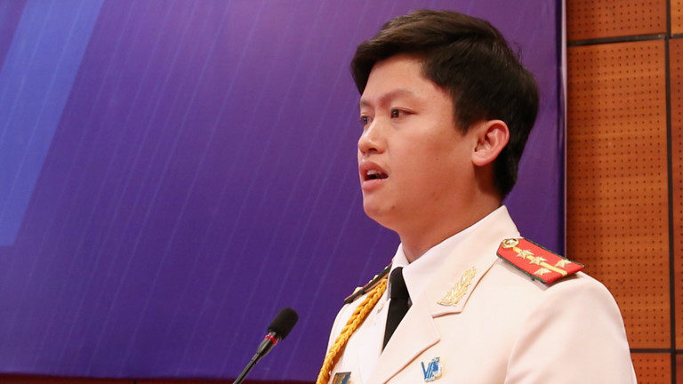 Nói phải củ cải cũng nghe Nói phải củ cải cũng nghe