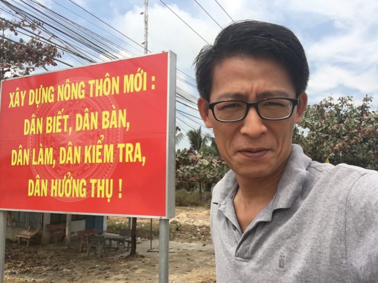10 NĂM CHƠI FACEBOOK 10 NĂM CHƠI FACEBOOK