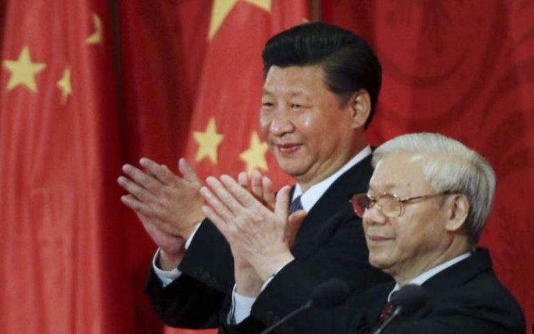 Âm mưu trói tay dân tộc