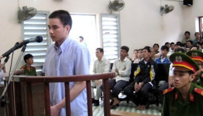 Kỳ án tử tù Hồ Duy Hải: Chánh tòa tối cao Nguyễn Hòa Bình chủ tọa phiên giám đốc thẩm Kỳ án tử tù Hồ Duy Hải: Chánh tòa tối cao Nguyễn Hòa Bình chủ tọa phiên giám đốc thẩm