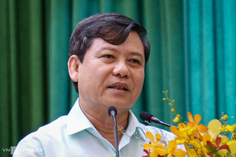 Đại hội XIII, cuộc so găng đỉnh cao giữa Nguyễn Hoà Bình và Lê Minh Trí?