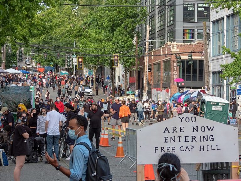 Toàn văn yêu sách của ”Khu Tự trị Capitol Hill” gửi chính quyền Seattle, Washington Toàn văn yêu sách của ”Khu Tự trị Capitol Hill” gửi chính quyền Seattle, Washington