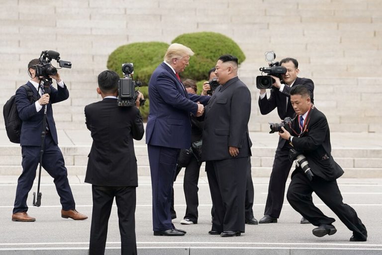 Bắc Hàn và Trump: trở lại khởi điểm và tệ hơn? Bắc Hàn và Trump: trở lại khởi điểm và tệ hơn?