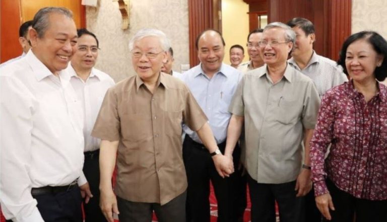 NGUYỄN PHÚ TRỌNG VÀ NHÂN SỰ KHÓA XIII