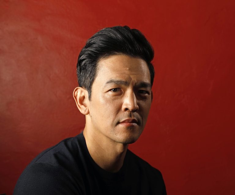John Cho: Coronavirus nhắc nhở những người Mỹ gốc Á như tôi rằng sự tồn tại của mình kèm điều kiện