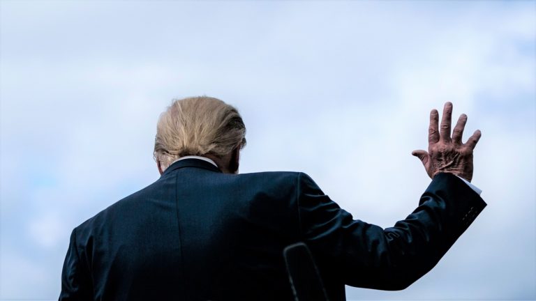 Nếu ông Trump không chịu chấp nhận kết quả bầu cử thì sao?
