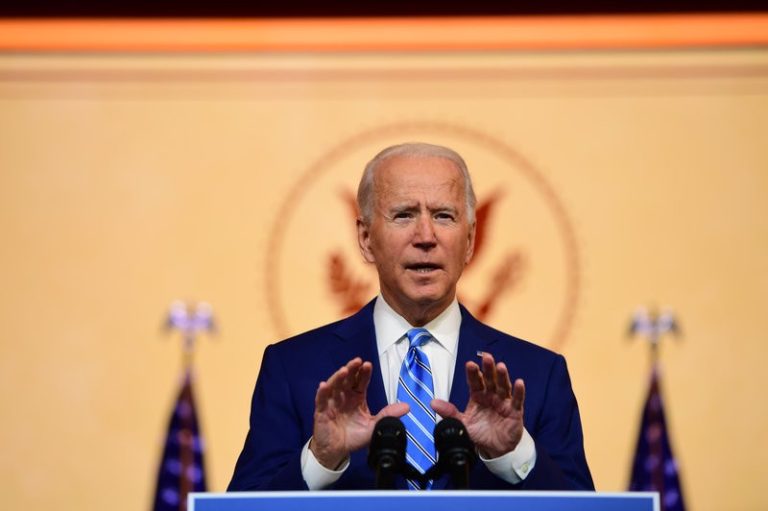Biden và Trump đưa ra thông điệp tương phản trước ngày Lễ Tạ ơn Biden và Trump đưa ra thông điệp tương phản trước ngày Lễ Tạ ơn