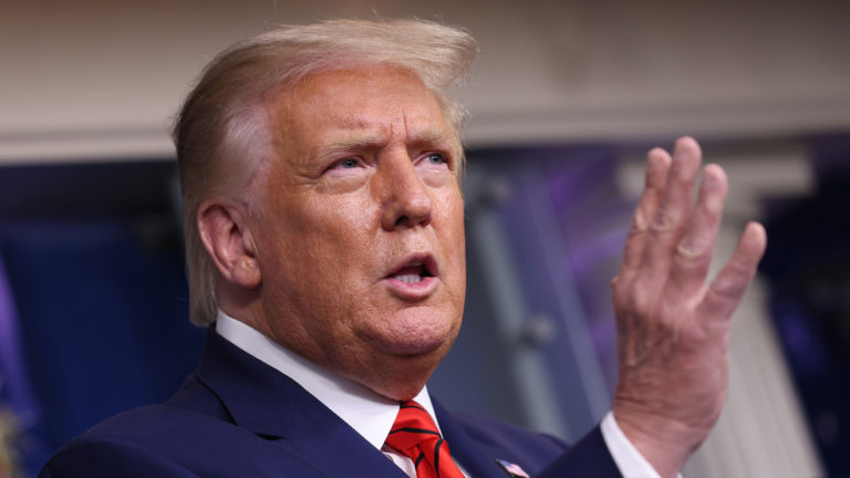 Ý kiến: Tại sao bạn có thể không biết rằng Trump đang đe dọa An sinh Xã hội của bạn Ý kiến: Tại sao bạn có thể không biết rằng Trump đang đe dọa An sinh Xã hội của bạn